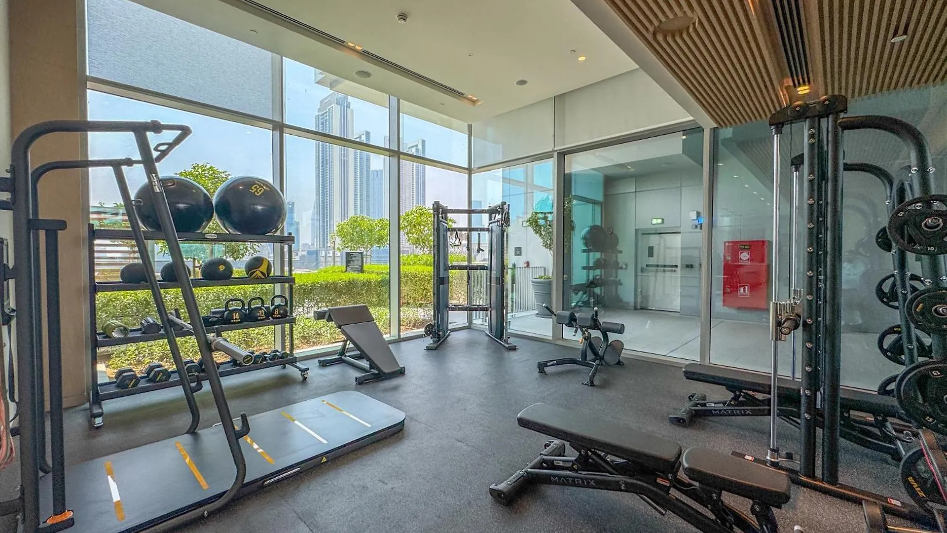 Luxurious 1Br Pool With Burj Khalifa View Dubai Mall