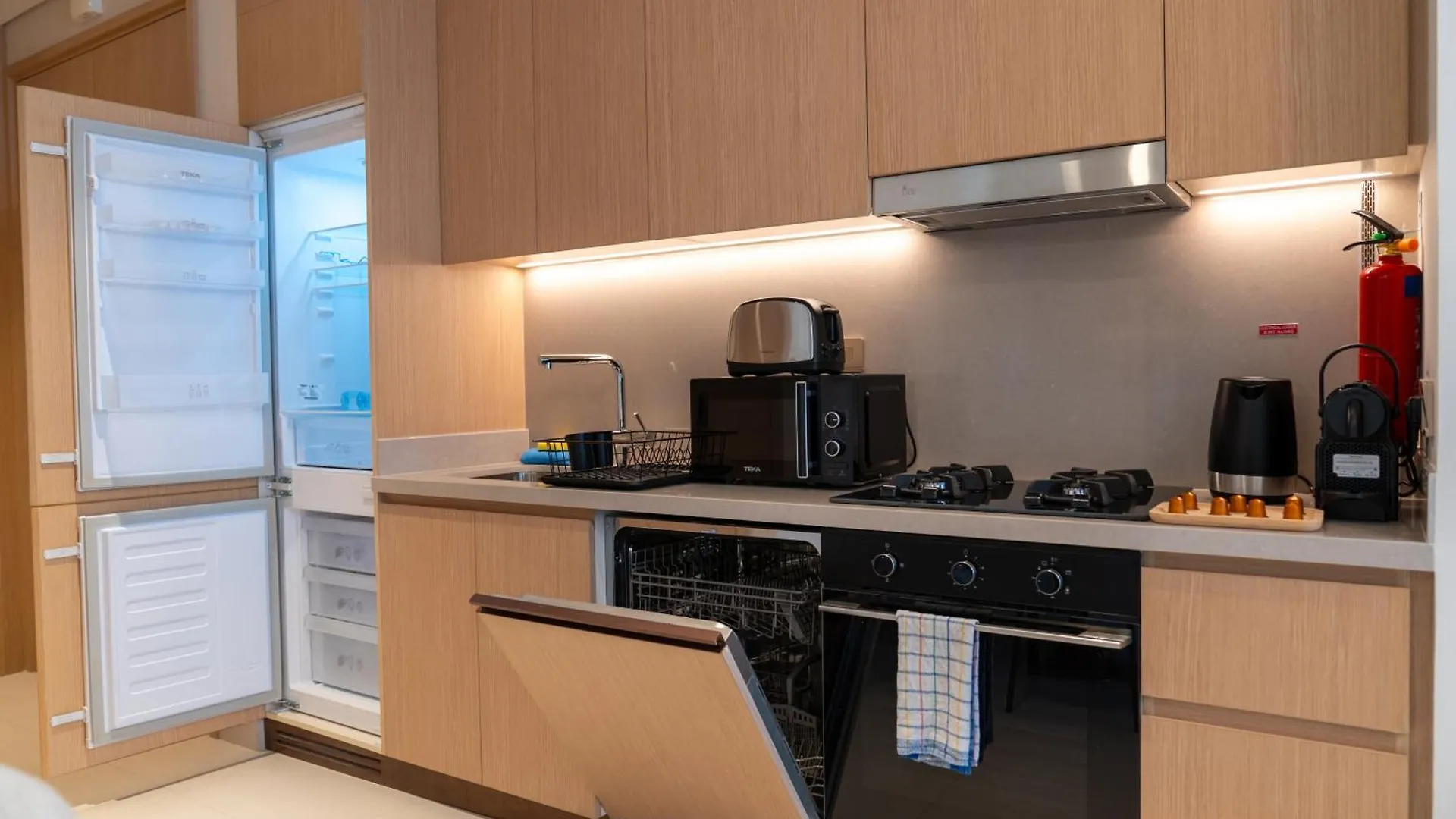 Apartment Luxurious 1Br Pool With Burj Khalifa View Dubai Mall United Arab Emirates